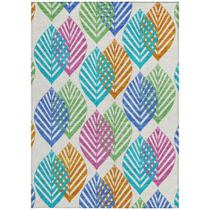 Homeroots 3' Artichoke Green Floral Area Rug - Washable, Durable, Ideal For Indoor & Outdoor Spaces 5' X 8' Polyester 584459