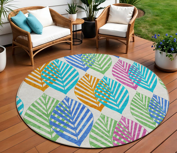 Homeroots 3' Artichoke Green Floral Area Rug - Washable, Durable, Ideal For Indoor & Outdoor Spaces 8' Round Polyester 584460