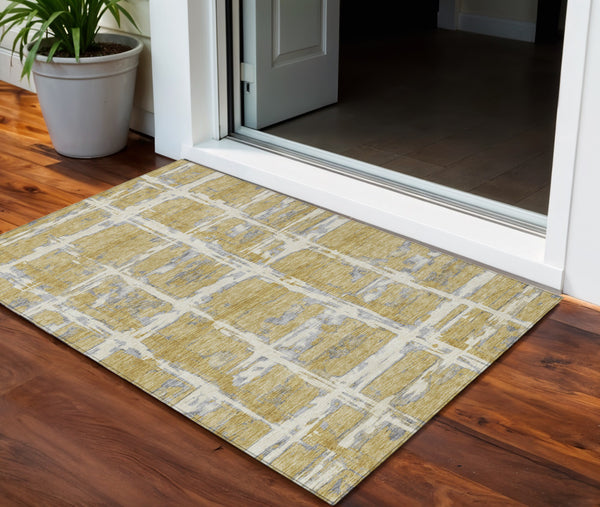 Homeroots 3' Stylish Beige Brown Taupe Striped Washable Area Rug For Indoor And Outdoor Comfort And Charm 3' X 5' Polyester 584488