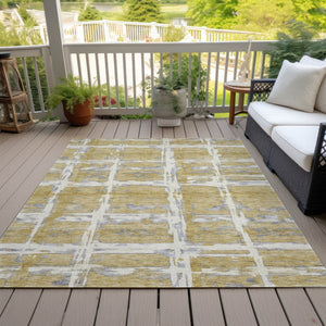 Homeroots 3' Stylish Beige Brown Taupe Striped Washable Area Rug For Indoor And Outdoor Comfort And Charm 3' X 5' Polyester 584488