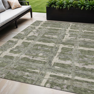 Homeroots 3' Stylish Beige Brown Taupe Striped Washable Area Rug For Indoor And Outdoor Comfort And Charm 5' X 8' Polyester 584501