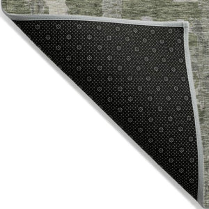 Homeroots 3' Stylish Beige Brown Taupe Striped Washable Area Rug For Indoor And Outdoor Comfort And Charm 8' Round Polyester 584502