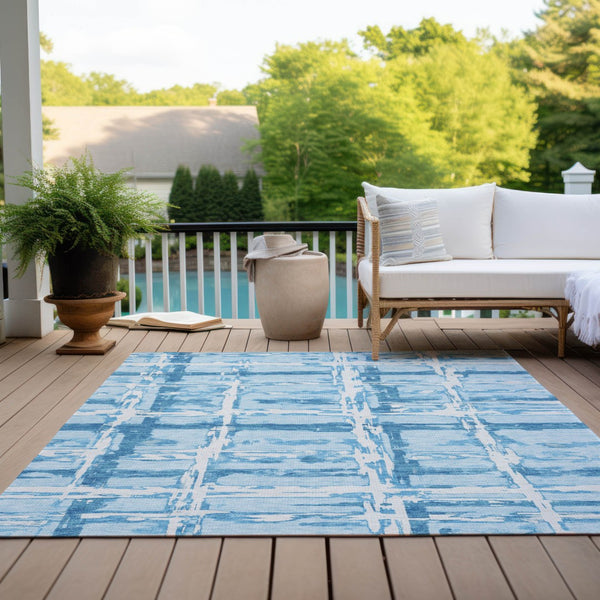 Homeroots 3' Stylish Beige Brown Taupe Striped Washable Area Rug For Indoor And Outdoor Comfort And Charm 5' X 8' Polyester 584513