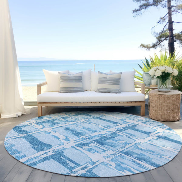 Homeroots 3' Stylish Beige Brown Taupe Striped Washable Area Rug For Indoor And Outdoor Comfort And Charm 8' Round Polyester 584514