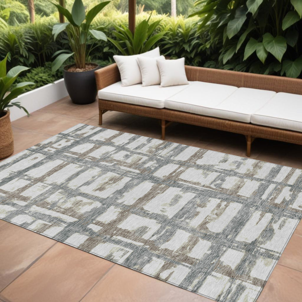 Homeroots 3' Stylish Beige Brown Taupe Striped Washable Area Rug For Indoor And Outdoor Comfort And Charm 9' X 12' Polyester 584522