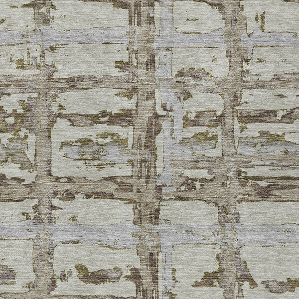 Homeroots 3' Stylish Beige Brown Taupe Striped Washable Area Rug For Indoor And Outdoor Comfort And Charm 3' X 5' Polyester 584530