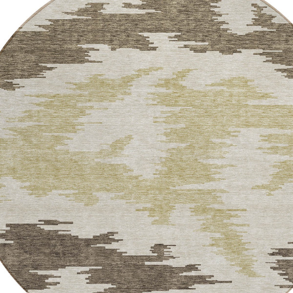 Homeroots 3'' Black Gray Silver Abstract Washable Area Rug For Indoor Outdoor Spaces, Stain Resistant Design 8' Round Polyester 584544