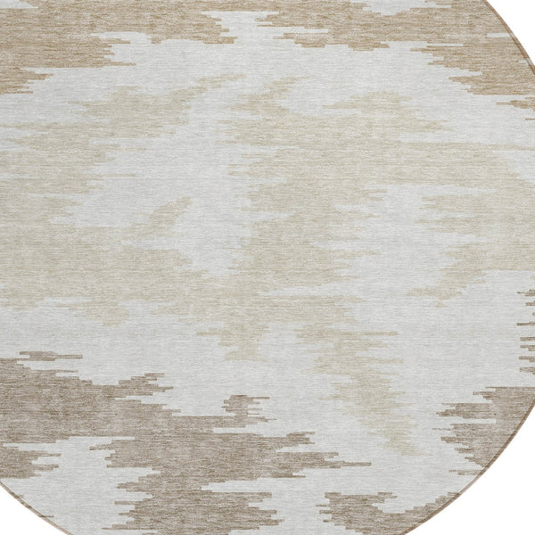 Homeroots 3'' Black Gray Silver Abstract Washable Area Rug For Indoor Outdoor Spaces, Stain Resistant Design 8' Round Polyester 584568