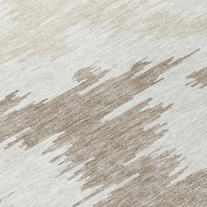 Homeroots 3'' Black Gray Silver Abstract Washable Area Rug For Indoor Outdoor Spaces, Stain Resistant Design 8' Round Polyester 584568