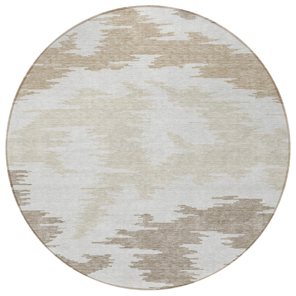 Homeroots 3'' Black Gray Silver Abstract Washable Area Rug For Indoor Outdoor Spaces, Stain Resistant Design 8' Round Polyester 584568