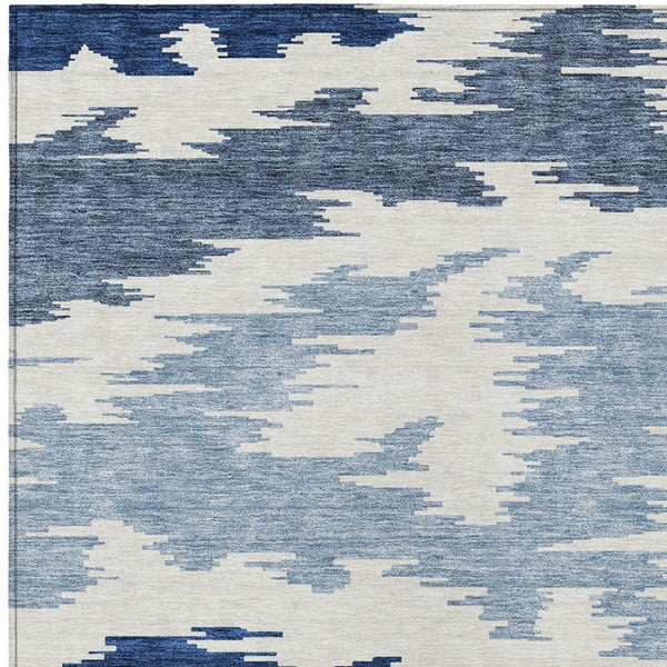 Homeroots 3'' Black Gray Silver Abstract Washable Area Rug For Indoor Outdoor Spaces, Stain Resistant Design 3' X 5' Polyester 584572