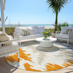 Homeroots 3'' Black Gray Silver Abstract Washable Area Rug For Indoor Outdoor Spaces, Stain Resistant Design 8' Round Polyester 584580