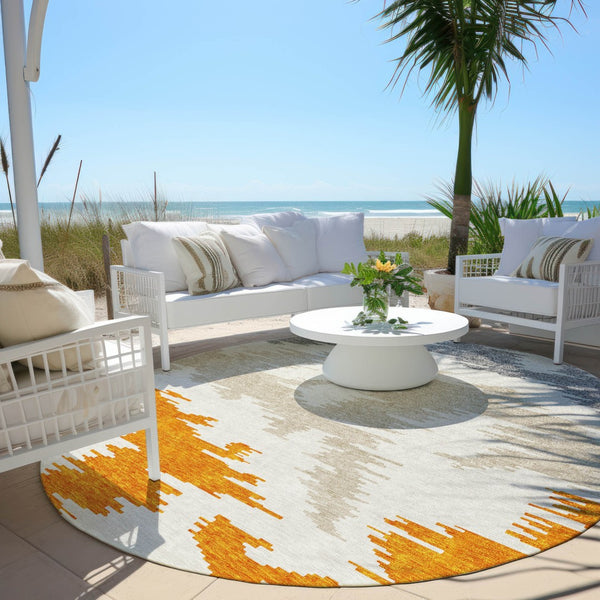 Homeroots 3'' Black Gray Silver Abstract Washable Area Rug For Indoor Outdoor Spaces, Stain Resistant Design 8' Round Polyester 584580