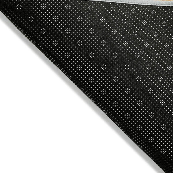 Homeroots 3'' Black Gray Silver Abstract Washable Area Rug For Indoor Outdoor Spaces, Stain Resistant Design 10' X 14' Polyester 584583