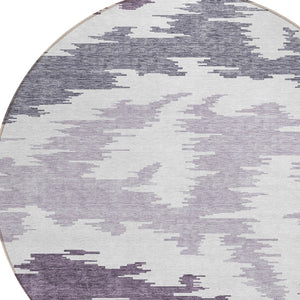 Homeroots 3'' Black Gray Silver Abstract Washable Area Rug For Indoor Outdoor Spaces, Stain Resistant Design 8' Round Polyester 584586