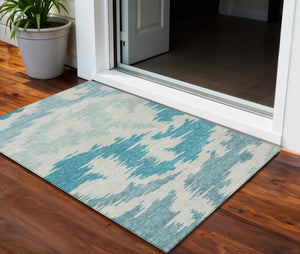 Homeroots 3'' Black Gray Silver Abstract Washable Area Rug For Indoor Outdoor Spaces, Stain Resistant Design 3' X 5' Polyester 584590