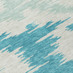 Homeroots 3'' Black Gray Silver Abstract Washable Area Rug For Indoor Outdoor Spaces, Stain Resistant Design 8' Round Polyester 584592