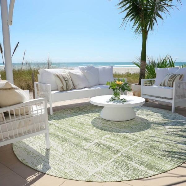 HomeRoots 5' Stylish Artichoke Green and Ivory Abstract Washable Indoor-Outdoor Area Rug for Modern Spaces 8' Round 584604