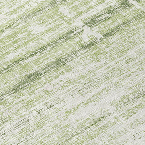 HomeRoots 5' Stylish Artichoke Green and Ivory Abstract Washable Indoor-Outdoor Area Rug for Modern Spaces 8' Round 584604