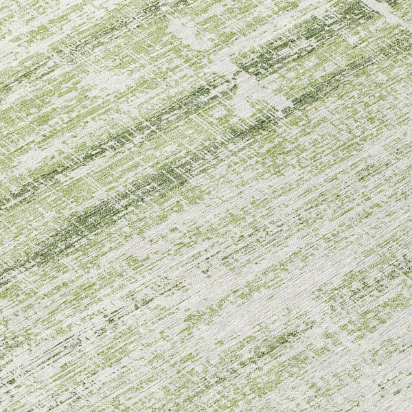 HomeRoots 5' Stylish Artichoke Green and Ivory Abstract Washable Indoor-Outdoor Area Rug for Modern Spaces 8' Round 584604