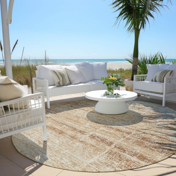HomeRoots 5' Modern Abstract Washable Area Rug in Copper, Beige & Taupe for Indoor and Outdoor Spaces 8' Round 584628