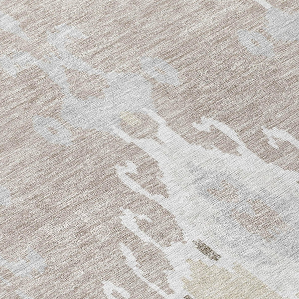 Homeroots 3' Creative Blush Pink And Ivory Ikat Washable Area Rug For Indoor Or Outdoor Spaces, Durable Design 8' Round Polyester 584700