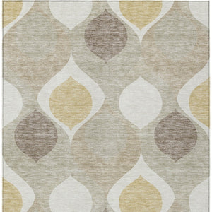 Homeroots 3' Beige Taupe And Ivory Ogee Washable Area Rug - Perfect For Indoor And Outdoor Spaces! 9' X 12' Polyester 584750