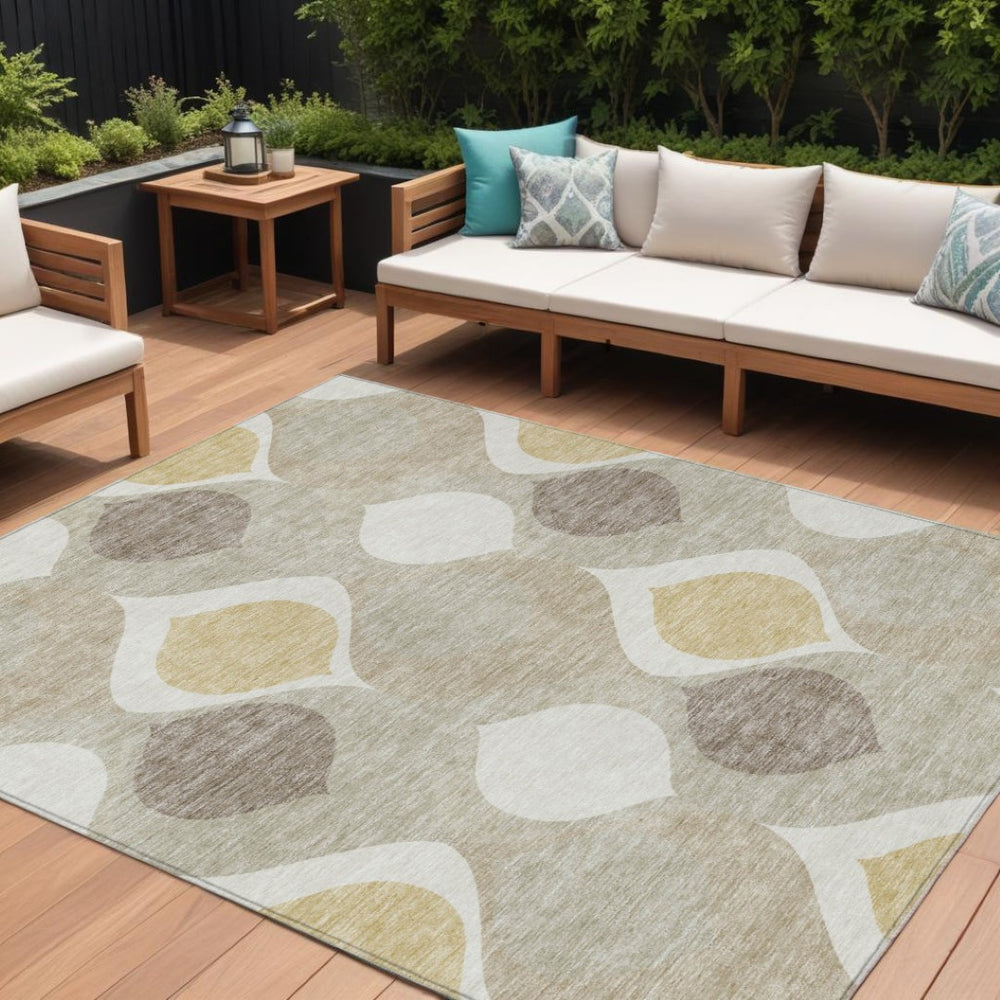 HomeRoots 9' Durable Beige Taupe Ivory Ogee Area Rug - Timeless Elegance for Indoor & Outdoor Spaces 9' X 12' 584750