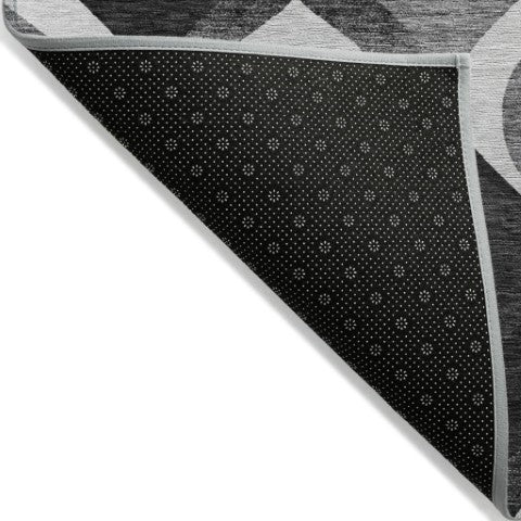 Homeroots 3' Beige Taupe And Ivory Ogee Washable Area Rug - Perfect For Indoor And Outdoor Spaces! 3' X 5' Polyester 584752