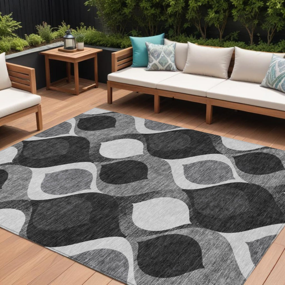 HomeRoots 9' Modern Ogee Area Rug in Black, Silver, and Charcoal - Durable, Washable for Indoor & Outdoor Use 9' X 12' 584756
