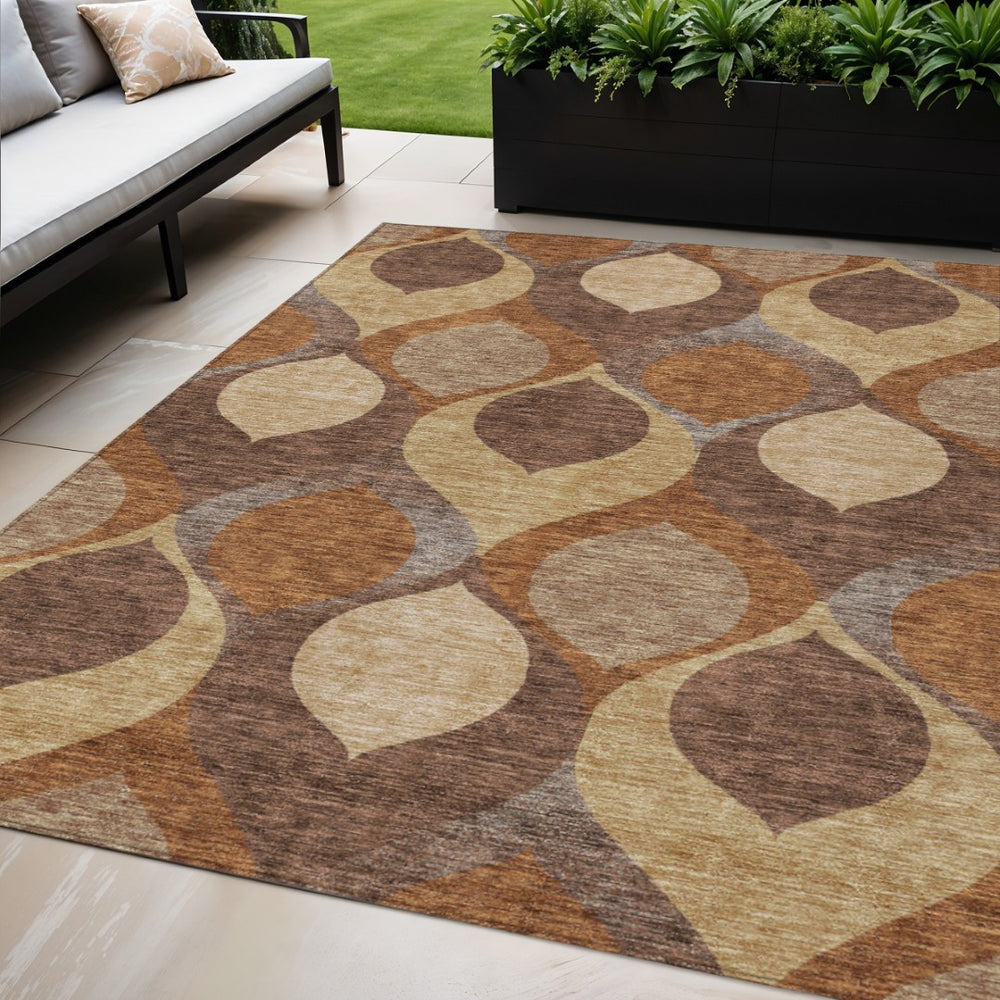 HomeRoots 5' Copper Beige and Taupe Ogee Rug - Washable, Durable Design for Indoor and Outdoor Spaces 5' X 8' 584765