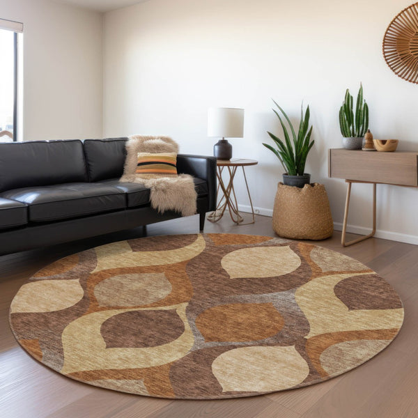 Homeroots 3' Beige Taupe And Ivory Ogee Washable Area Rug - Perfect For Indoor And Outdoor Spaces! 8' Round Polyester 584766