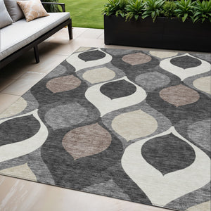 Homeroots 3' Beige Taupe And Ivory Ogee Washable Area Rug - Perfect For Indoor And Outdoor Spaces! 5' X 8' Polyester 584771