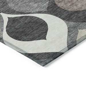 Homeroots 3' Beige Taupe And Ivory Ogee Washable Area Rug - Perfect For Indoor And Outdoor Spaces! 8' X 10' Polyester 584773