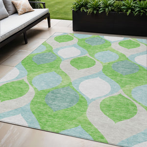 Homeroots 3' Beige Taupe And Ivory Ogee Washable Area Rug - Perfect For Indoor And Outdoor Spaces! 5' X 8' Polyester 584783