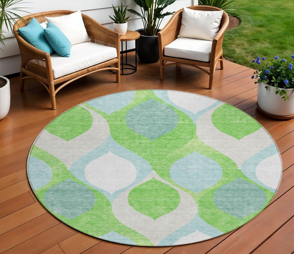 Homeroots 3' Beige Taupe And Ivory Ogee Washable Area Rug - Perfect For Indoor And Outdoor Spaces! 8' Round Polyester 584784