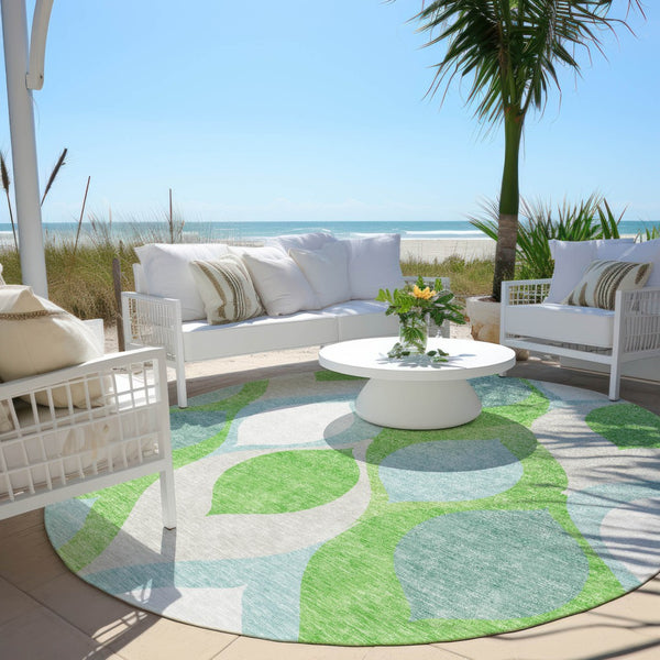 Homeroots 3' Beige Taupe And Ivory Ogee Washable Area Rug - Perfect For Indoor And Outdoor Spaces! 8' Round Polyester 584784