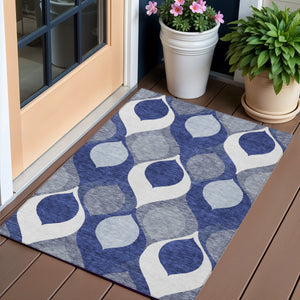 Homeroots 3' Beige Taupe And Ivory Ogee Washable Area Rug - Perfect For Indoor And Outdoor Spaces! 3' X 5' Polyester 584788