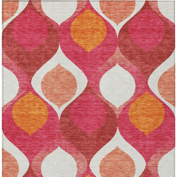 Homeroots 3' Beige Taupe And Ivory Ogee Washable Area Rug - Perfect For Indoor And Outdoor Spaces! 3' X 5' Polyester 584794