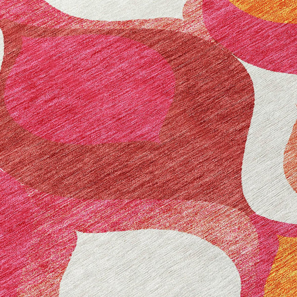 Homeroots 3' Beige Taupe And Ivory Ogee Washable Area Rug - Perfect For Indoor And Outdoor Spaces! 8' X 10' Polyester 584797