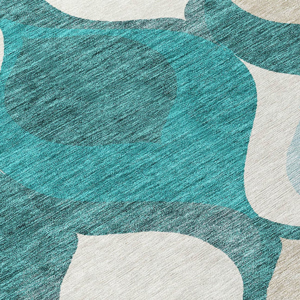 Homeroots 3' Beige Taupe And Ivory Ogee Washable Area Rug - Perfect For Indoor And Outdoor Spaces! 5' X 8' Polyester 584801