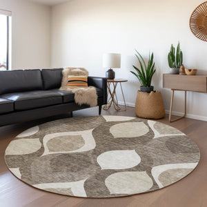 Homeroots 3' Beige Taupe And Ivory Ogee Washable Area Rug - Perfect For Indoor And Outdoor Spaces! 8' Round Polyester 584808