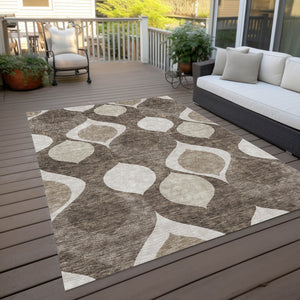 Homeroots 3' Beige Taupe And Ivory Ogee Washable Area Rug - Perfect For Indoor And Outdoor Spaces! 8' X 10' Polyester 584809