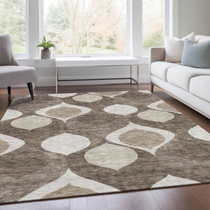Homeroots 3' Beige Taupe And Ivory Ogee Washable Area Rug - Perfect For Indoor And Outdoor Spaces! 9' X 12' Polyester 584810
