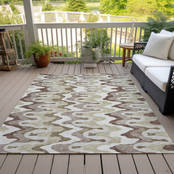 Homeroots 3' Artichoke Green And Ivory Abstract Washable Area Rug For Indoor And Outdoor Spaces, Durable Design 5' X 8' Polyester 584825
