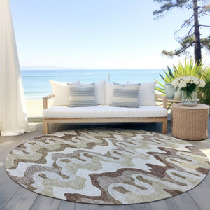 Homeroots 3' Artichoke Green And Ivory Abstract Washable Area Rug For Indoor And Outdoor Spaces, Durable Design 8' Round Polyester 584826