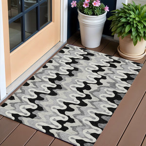 Homeroots 3' Artichoke Green And Ivory Abstract Washable Area Rug For Indoor And Outdoor Spaces, Durable Design 3' X 5' Polyester 584830