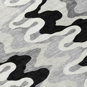 Homeroots 3' Artichoke Green And Ivory Abstract Washable Area Rug For Indoor And Outdoor Spaces, Durable Design 8' Round Polyester 584832