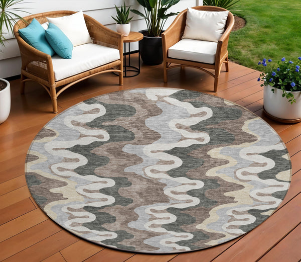Homeroots 3' Artichoke Green And Ivory Abstract Washable Area Rug For Indoor And Outdoor Spaces, Durable Design 8' Round Polyester 584850