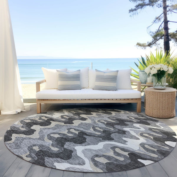 Homeroots 3' Artichoke Green And Ivory Abstract Washable Area Rug For Indoor And Outdoor Spaces, Durable Design 8' Round Polyester 584862